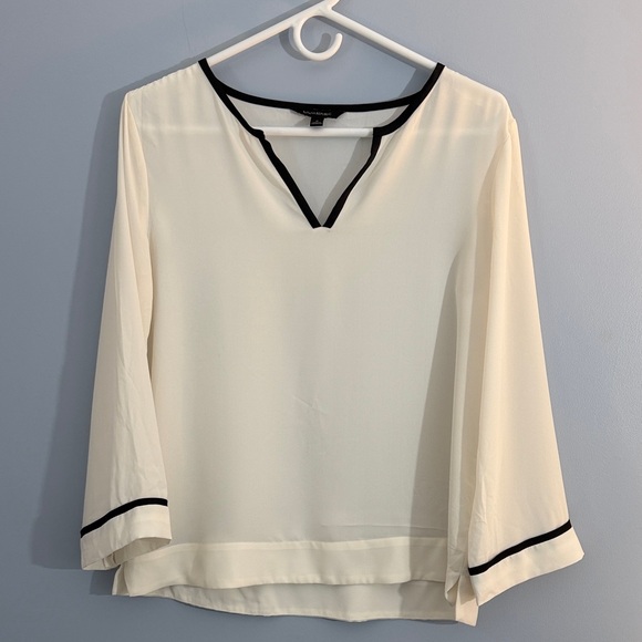 Banana Republic Tops - Banana Republic White/Ceam Chiffon Blouse with Black Trim SZ S